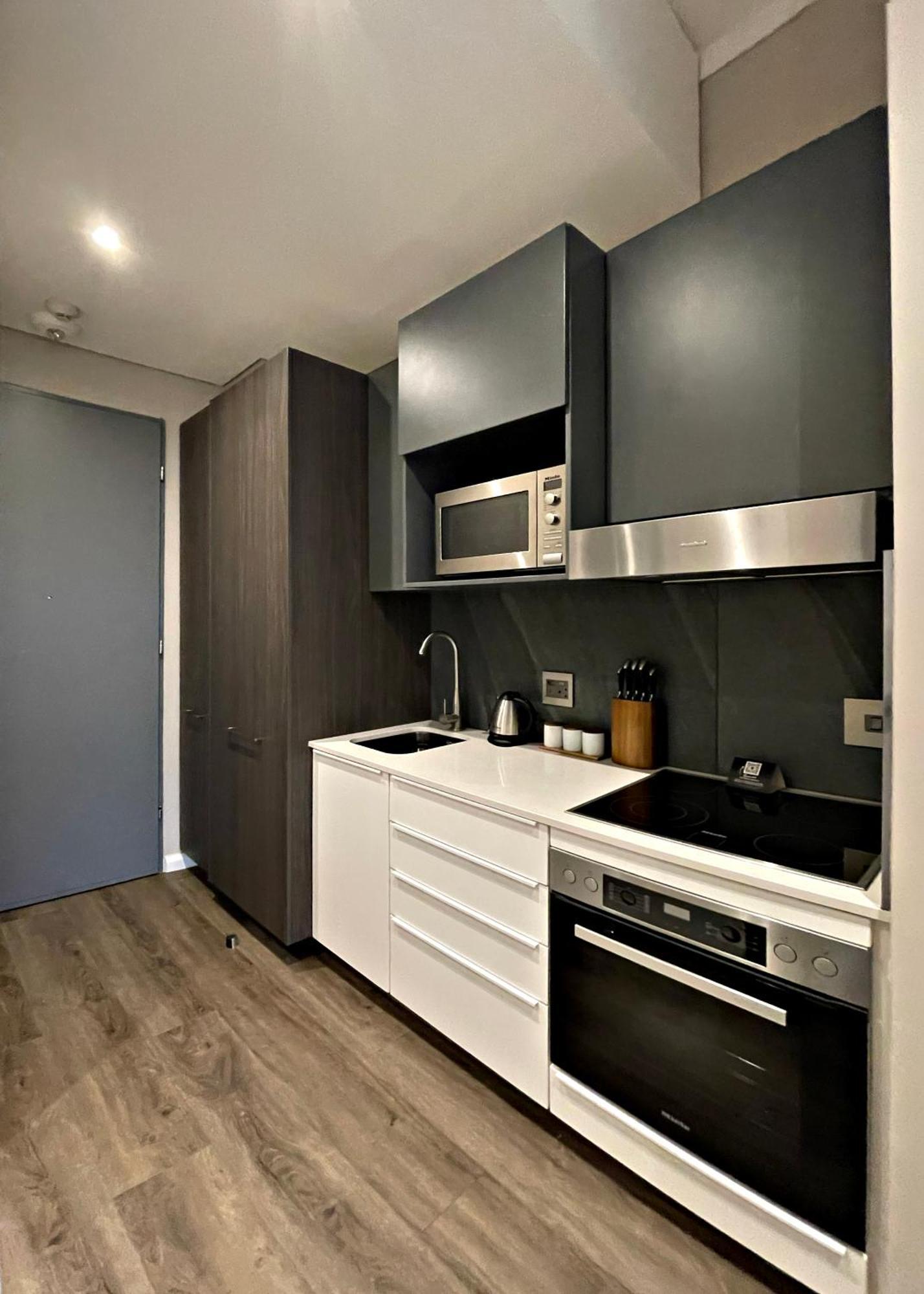 Menlyn Maine Luxury Rentals Pretoria-Noord Exterior foto