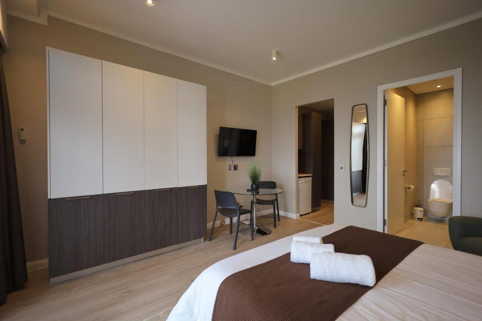 Menlyn Maine Luxury Rentals Pretoria-Noord Exterior foto