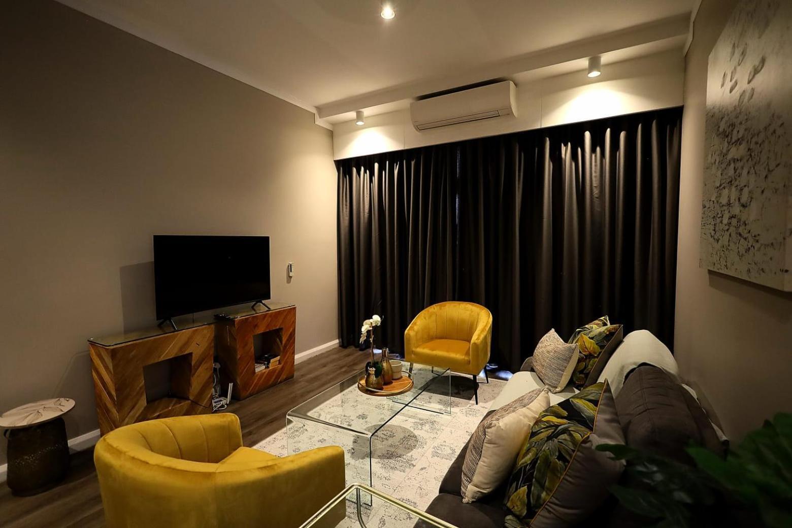 Menlyn Maine Luxury Rentals Pretoria-Noord Exterior foto